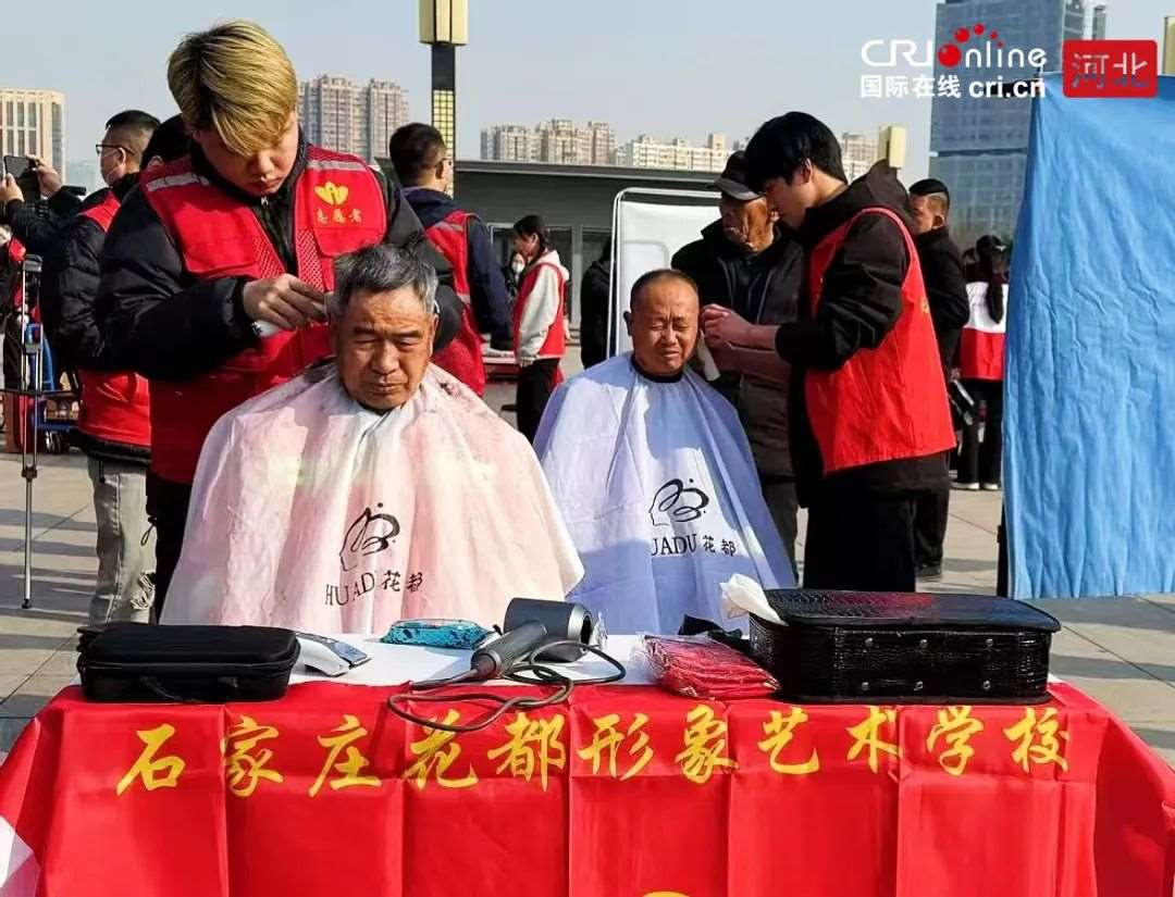 石家庄火车站站前地区2025年度“3·5学雷锋日”志愿服务活动暖心开启_fororder_微信图片_20250305111103