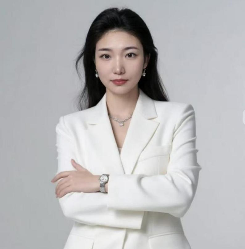胡雪丽
